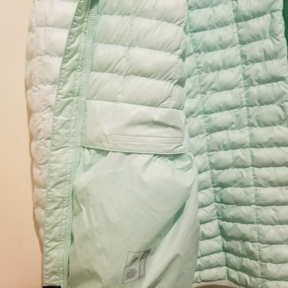 Women's Adidas Outdoor Puffer Jacket - Picture 7 of 7